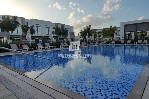 Купить таунхаус в EMAAR South, Dubai South (Dubai World Central), Дубай: 4 спальни, 210м², № 73844 - фото 14