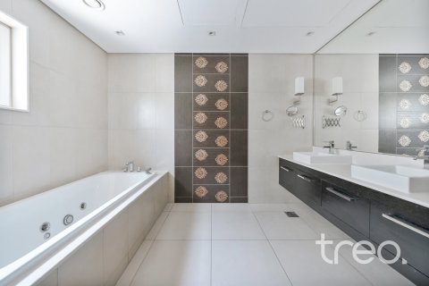 Villa in Quortaj, Al Furjan, Dubai 6 bedrooms, 874.96 sq.m. № 124664 - photo 10