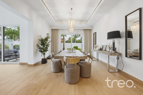 Villa en Rasha, Arabian Ranches 2, Dubai, 5 dormitorios, 498.7 m², № 124662 - foto 11
