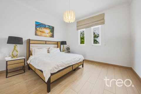 Villa en Rasha, Arabian Ranches 2, Dubai, 5 dormitorios, 498.7 m², № 124662 - foto 24