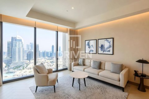 Apartment in The Address Residences Dubai Opera, Downtown Dubai (Downtown Burj Dubai), Dubai 3 bedrooms, 165.46 sq.m. № 126455 - photo 2