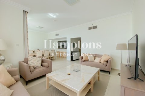 Apartamento en Jumeirah Beach Residence, Dubai, 2 dormitorios, 151.98930800 m², № 63186 - foto 13