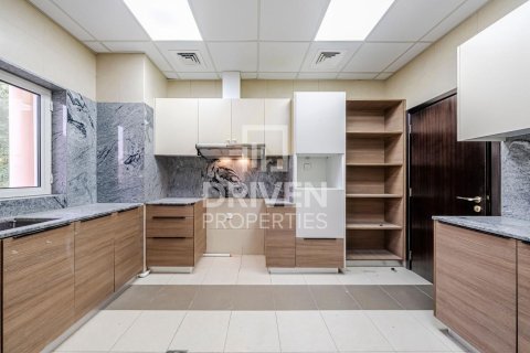 Villa en Hacienda, The Villa, Dubai, 5 dormitorios, 334 m², № 64788 - foto 20