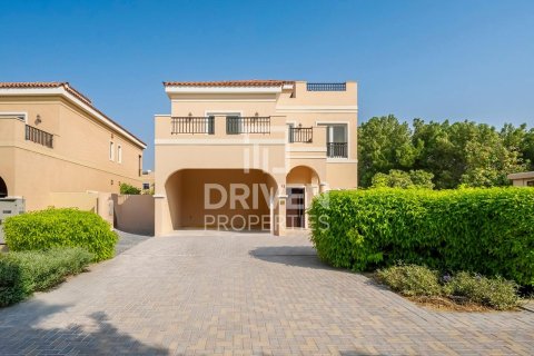 Villa en Hacienda, The Villa, Dubai, 5 dormitorios, 334 m², № 64788 - foto 1