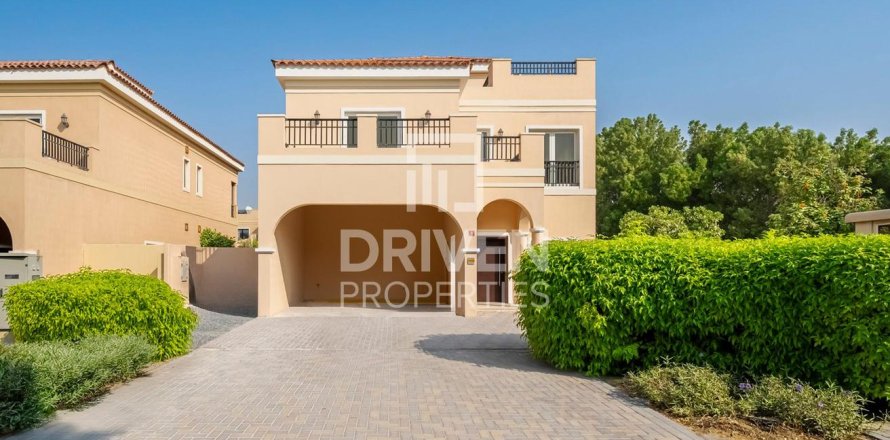 Villa en Hacienda, The Villa, Dubai, 5 dormitorios, 334 m², № 64788