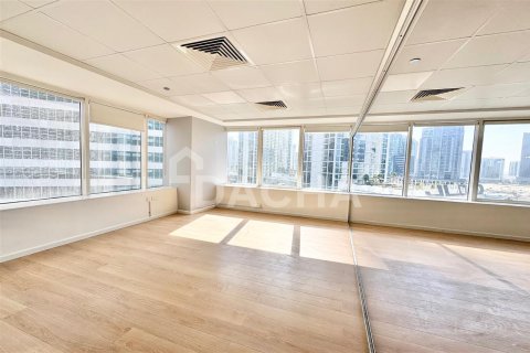 Купить офис в Бизнес-Бэе, Дубай: 1 комната, 135.2м², № 6780 - фото 17