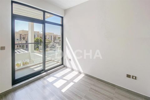 Adosado en DAMAC Hills (Akoya by DAMAC), Dubai, 3 dormitorios, 150 m², № 6779 - foto 4