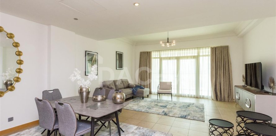 Квартира в Пальме Джумейре, Дубай, 1 спальня, 106.3м², № 6769