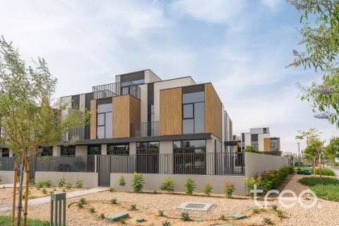 Вилла в Мудоне, Дубай, 4 спальни, 236.81м², № 119458