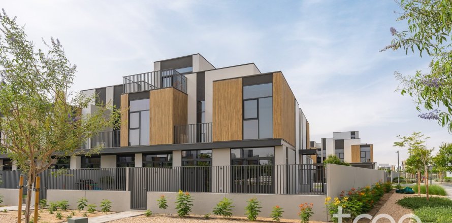 Вилла в Мудоне, Дубай, 4 спальни, 236.81м², № 119458