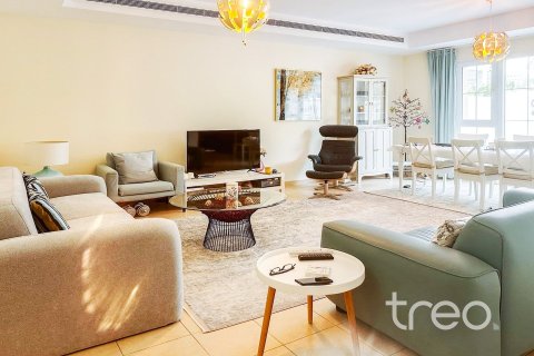 تاون هاوس في المرابع العربية, دبي 3 غرف نوم, 228.17 م² رقم 119456 - صورة 3