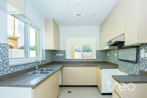 Villa à Dubai, 3 chambres, 241.55 m², № 119461 - photo 8