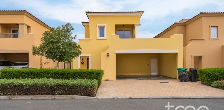 Villa à Dubai, 3 chambres, 241.55 m², № 119461