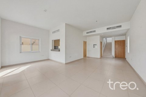 Villa à Dubai, 3 chambres, 241.55 m², № 119461 - photo 3
