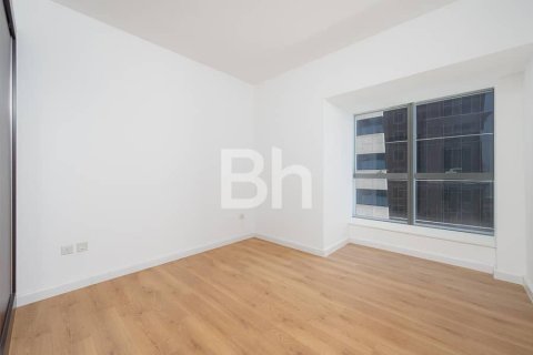 Apartment in Dubai Marina, Dubai 2 bedrooms, 124 sq.m. № 21674 - photo 7