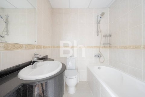 Apartment in Dubai Marina, Dubai 2 bedrooms, 124 sq.m. № 21674 - photo 13