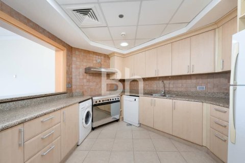 Снять в аренду квартиру в Пальме Джумейре, Дубай: 2 спальни, 144м², № 21675 - фото 4