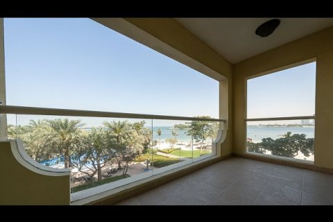 Снять в аренду квартиру в Пальме Джумейре, Дубай: 2 спальни, 144м², № 21675 - фото 14