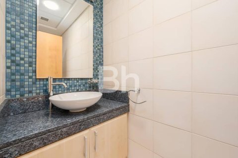 Снять в аренду квартиру в Пальме Джумейре, Дубай: 2 спальни, 144м², № 21675 - фото 10