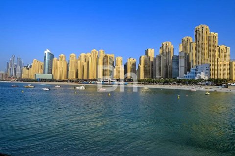 Apartment in Jumeirah Beach Residence, Dubai 4 bedrooms, 256 sq.m. № 21672 - photo 16