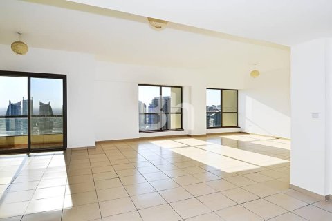 Apartment in Jumeirah Beach Residence, Dubai 4 bedrooms, 256 sq.m. № 21672 - photo 6