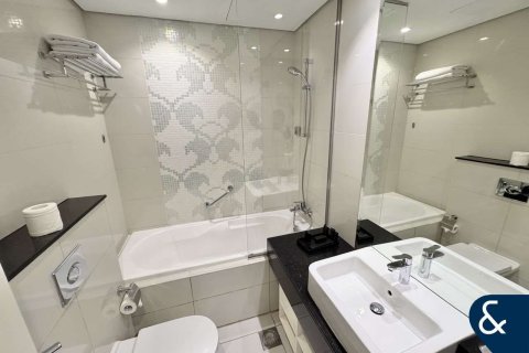 Купить квартиру в Бизнес-Бэе, Дубай: 3 спальни, 141м², № 79275 - фото 9