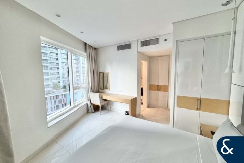 Купить квартиру в Бизнес-Бэе, Дубай: 3 спальни, 141м², № 79275 - фото 4