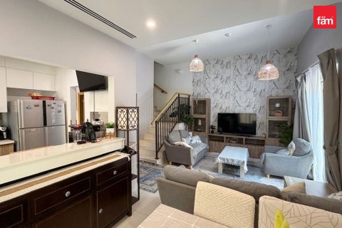 Adosado en Dubai, 4 dormitorios, 230 m², № 141512