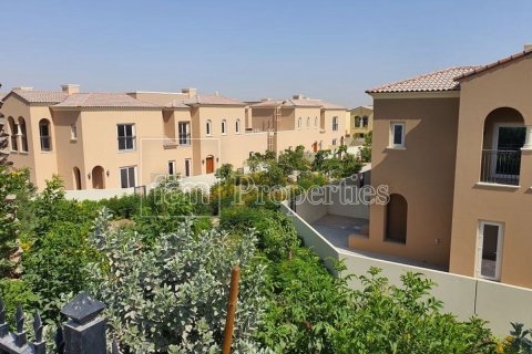 Adosado en Dubai, 3 dormitorios, 185.6 m², № 141516 - foto 16