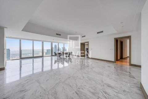 Apartment in Downtown Dubai (Downtown Burj Dubai), Dubai 5 bedrooms, 692.5 sq.m. № 128447