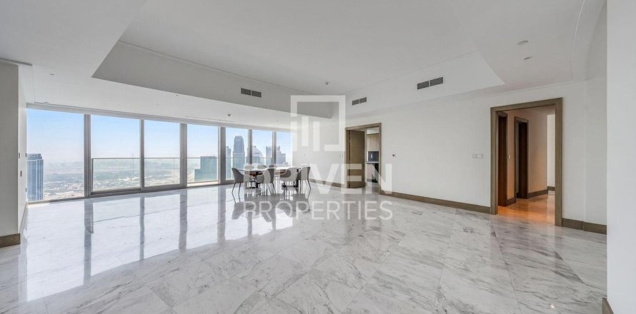 Apartment in Downtown Dubai (Downtown Burj Dubai), Dubai 5 bedrooms, 692.5 sq.m. № 128447