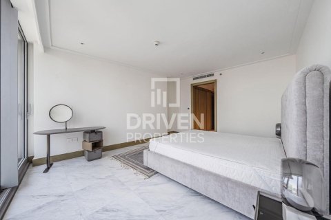 Apartment in Downtown Dubai (Downtown Burj Dubai), Dubai 5 bedrooms, 692.5 sq.m. № 128447 - photo 11