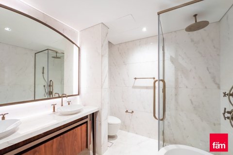 Apartment in Downtown Dubai (Downtown Burj Dubai), Dubai 2 bedrooms, 171.7 sq.m. № 94610 - photo 2