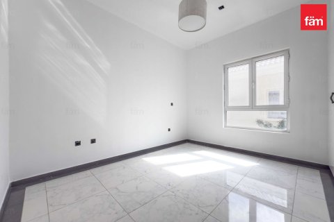 Купить виллу в Дубае: 4 спальни, 386м², № 90466 - фото 14