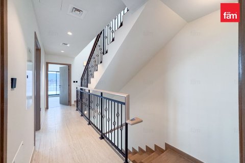 Снять в аренду виллу в Дубае: 4 спальни, 144м², № 90460 - фото 15