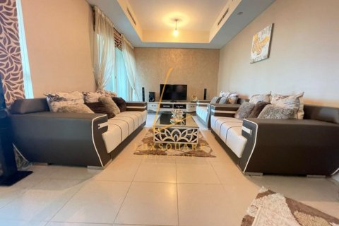 Appartement à Mosela, The Views, Dubai, 2 chambres, 131 m², № 72629 - photo 2