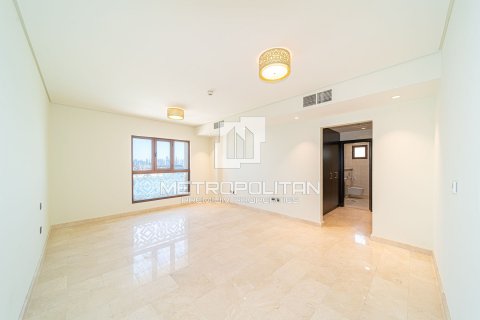 Penthouse in Palm Jumeirah, Dubai 5 bedrooms, 1178 sq.m. № 72632 - photo 13
