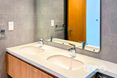 Снять в аренду таунхаус в Дубае: 4 спальни, 216.74м², № 124801 - фото 30