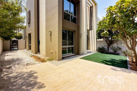 Villa à Arabian Ranches 2, Dubai, 4 chambres, 246.19 m², № 124798
