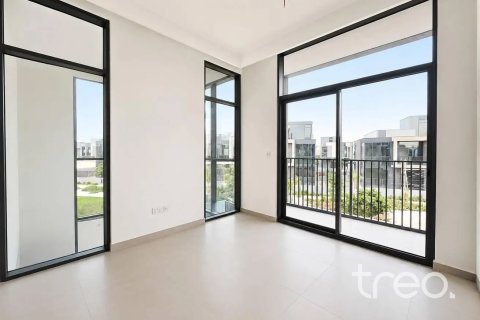 Villa in Mudon, Dubai 4 bedrooms, 229.28 sq.m. № 124800 - photo 7