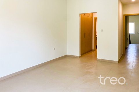 Villa en Dubai, 3 dormitorios, 204.76 m², № 124802 - foto 8