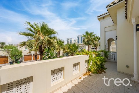 Villa en Quortaj, Al Furjan, Dubai, 6 dormitorios, 874.96 m², № 119319 - foto 21