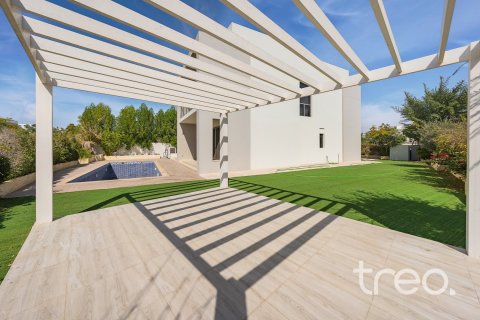 Villa in Dubai Hills Estate, Dubai 5 bedrooms, 349.04 sq.m. № 119317 - photo 10