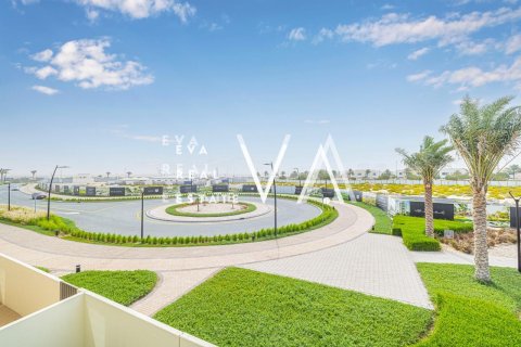 Снять в аренду виллу в Dubai South (Dubai World Central), Дубай: 4 спальни, 3253.82м², № 52724 - фото 1