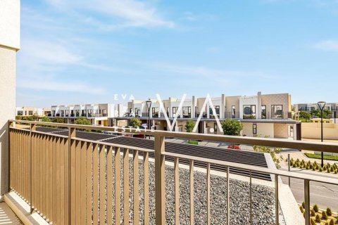 Снять в аренду виллу в Dubai South (Dubai World Central), Дубай: 4 спальни, 3253.82м², № 52724 - фото 14