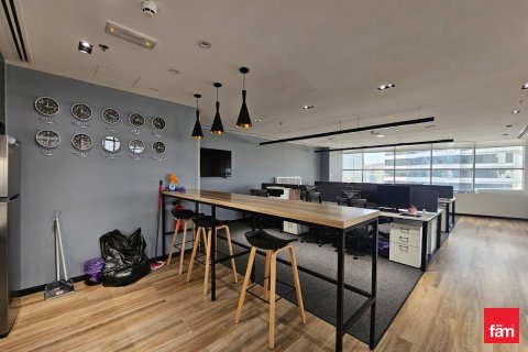 Bureau à Dubai, 157.1 m², № 91791 - photo 13