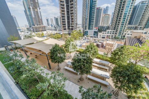 Apartment in Burj Royale, Downtown Dubai (Downtown Burj Dubai), Dubai 1 bedroom, 60 sq.m. № 15685 - photo 2