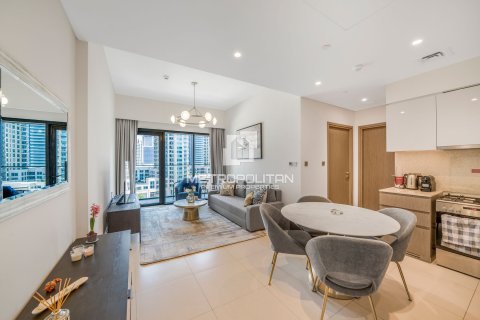 Apartment in Burj Royale, Downtown Dubai (Downtown Burj Dubai), Dubai 1 bedroom, 60 sq.m. № 15685 - photo 1