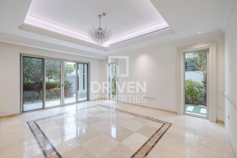 Villa in District One, Mohammed Bin Rashid City, Dubai 4 bedrooms, 595 sq.m. № 64956 - photo 3