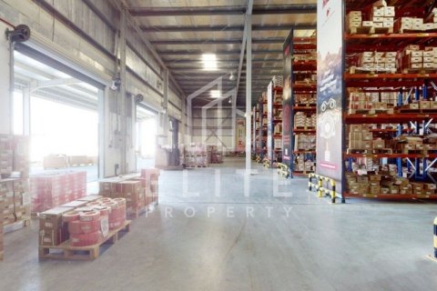 Almacén en Jebel Ali, Dubai, 5838 m², № 38891 - foto 8